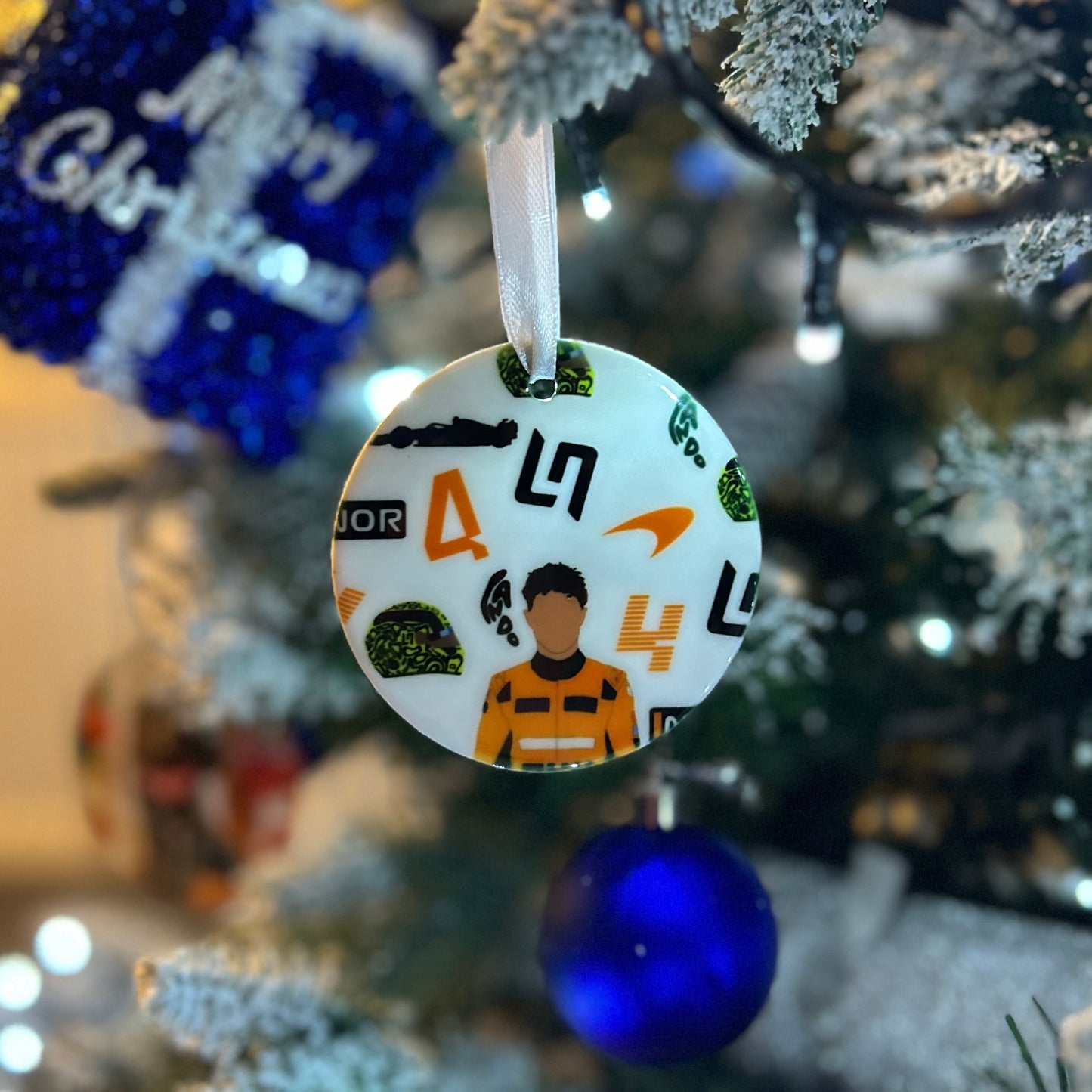 LN4 disc ornament