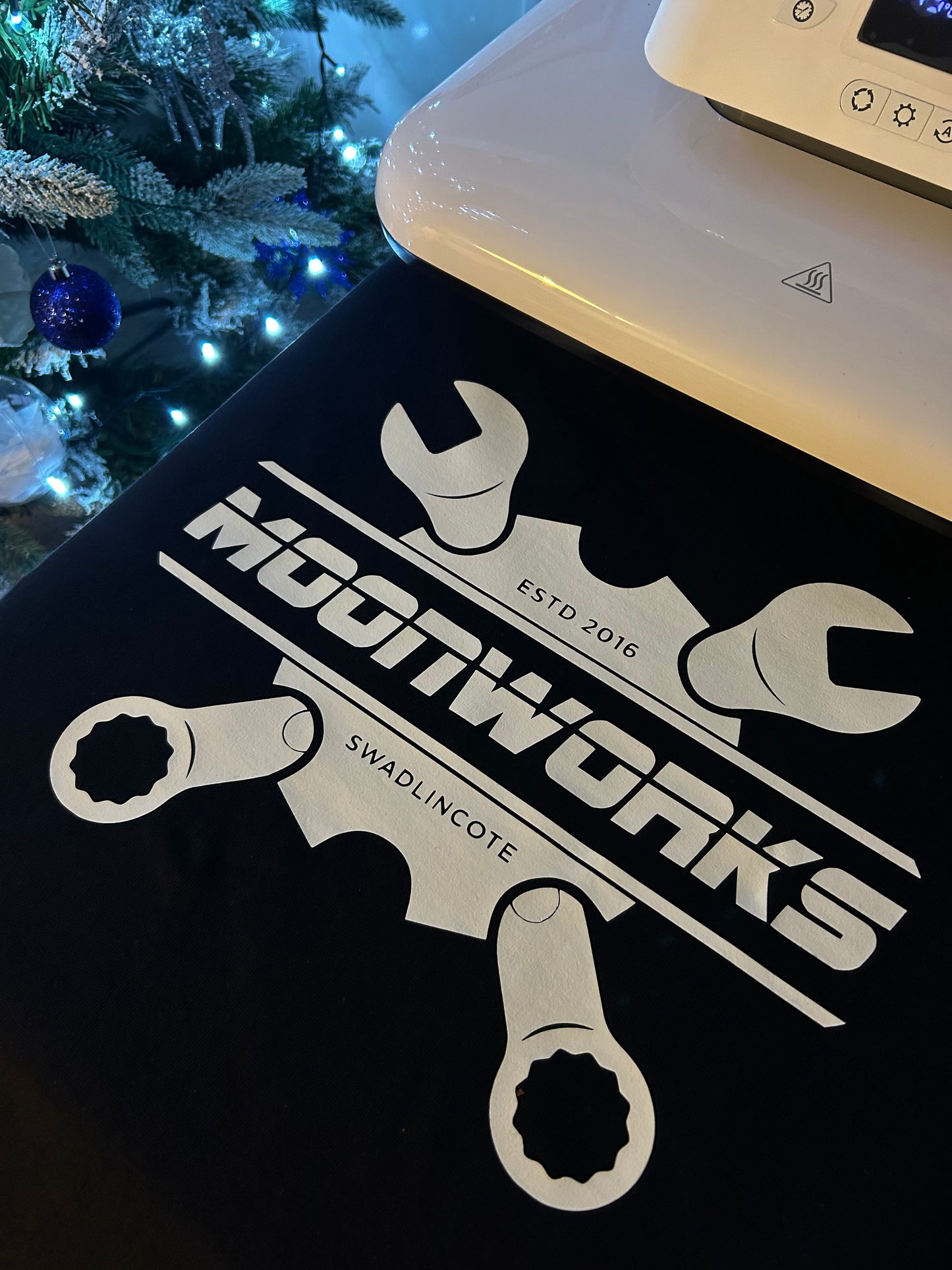 Adults T-shirt
